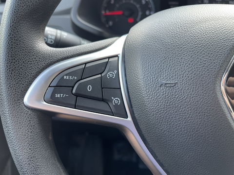 Renault Express 1.5 dCi 75 Comfort + / vaste prijs rijklaar € 12.950 ex btw / lease vanaf € 218 / airco / cruise / apple carplay / schuifdeur / half leer / armsteun / euro 6 / bpm vrij