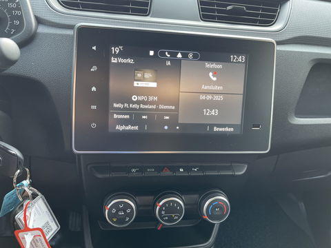 Renault Express 1.5 dCi 75 Comfort + / vaste prijs rijklaar € 12.950 ex btw / lease vanaf € 218 / airco / cruise / apple carplay / schuifdeur / half leer / armsteun / euro 6 / bpm vrij
