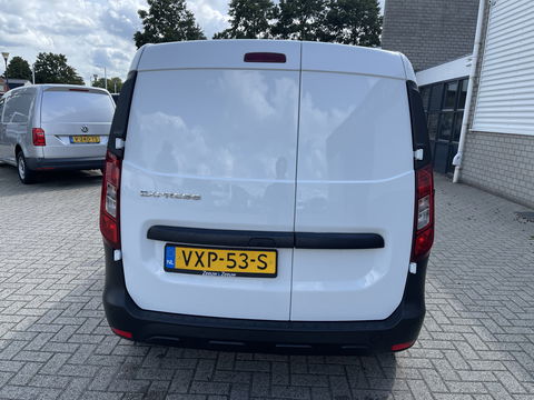 Renault Express 1.5 dCi 75 Comfort + / vaste prijs rijklaar € 12.950 ex btw / lease vanaf € 218 / airco / cruise / apple carplay / schuifdeur / half leer / armsteun / euro 6 / bpm vrij