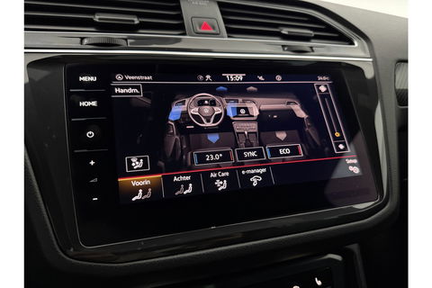 Volkswagen Tiguan 1.4 TSI eHybrid 225PK R-Line | 360° Camera | Sfeerverl. | IQ LED | Carplay | Virtual Cockpit | Trekhaak | 19"LMV