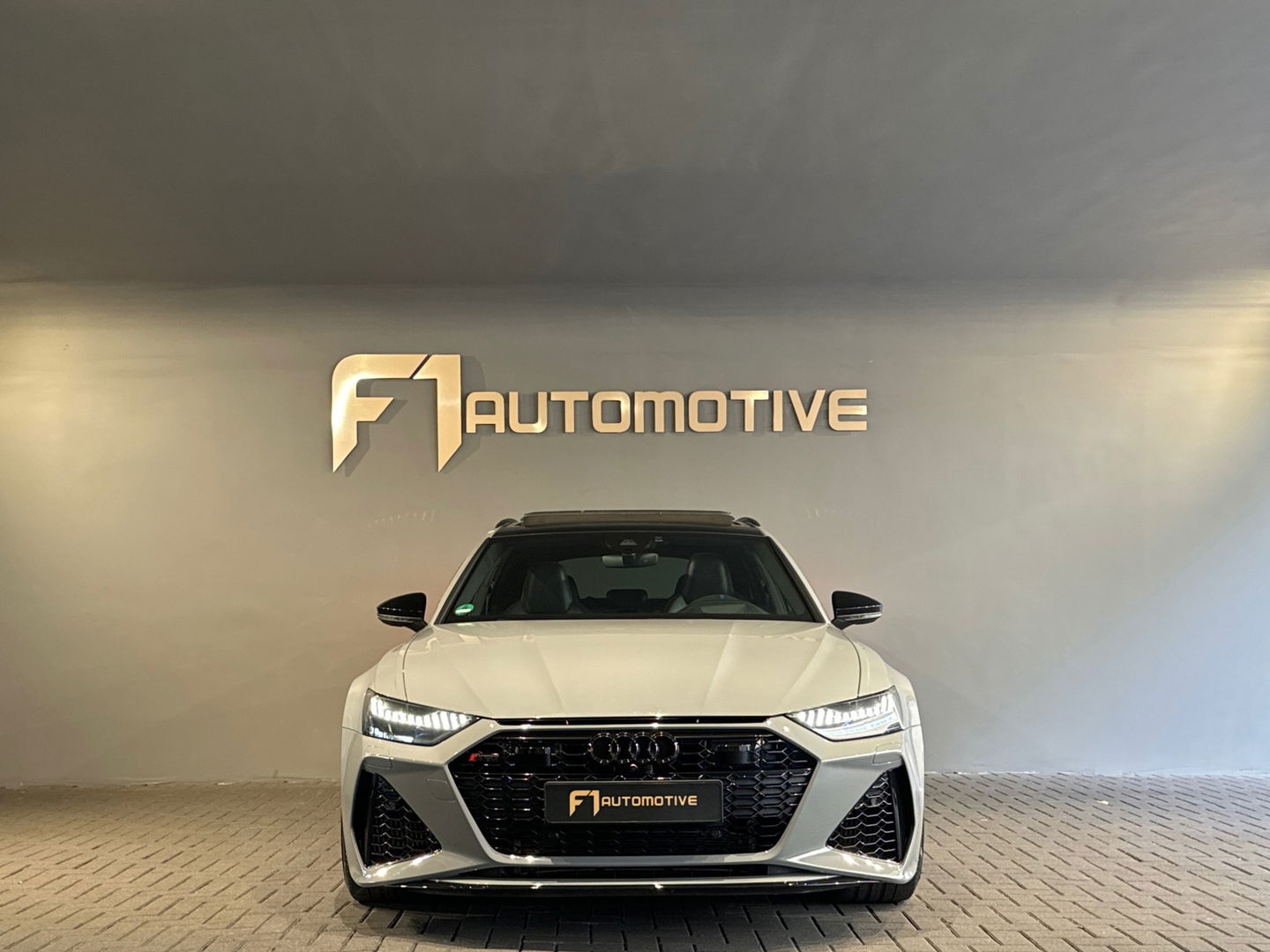 Audi RS6 4.0 TFSI quattro Pano|Ceramic|HuD|B&O|Carbon|Memory