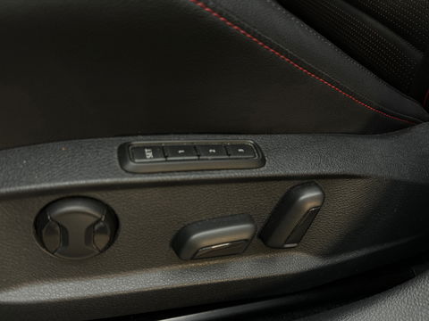 Volkswagen Golf 2.0 TSI GTI Performance Pano|Dyna|Memory|VOL