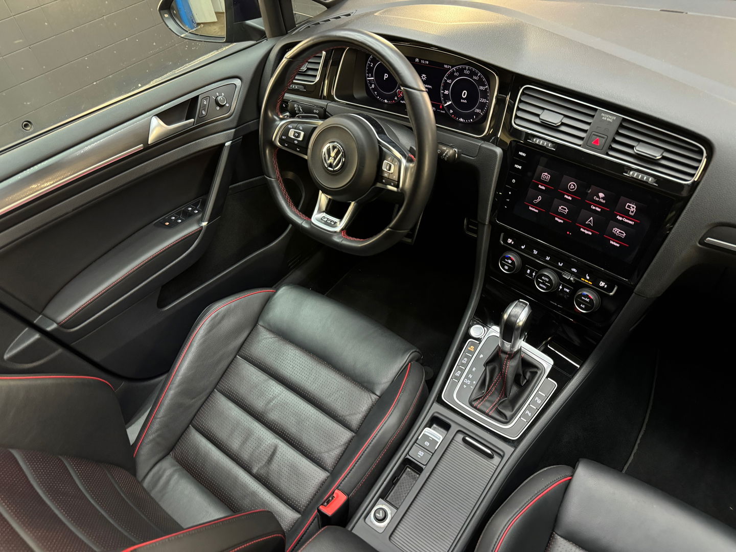 Volkswagen Golf 2.0 TSI GTI Performance Pano|Dyna|Memory|VOL