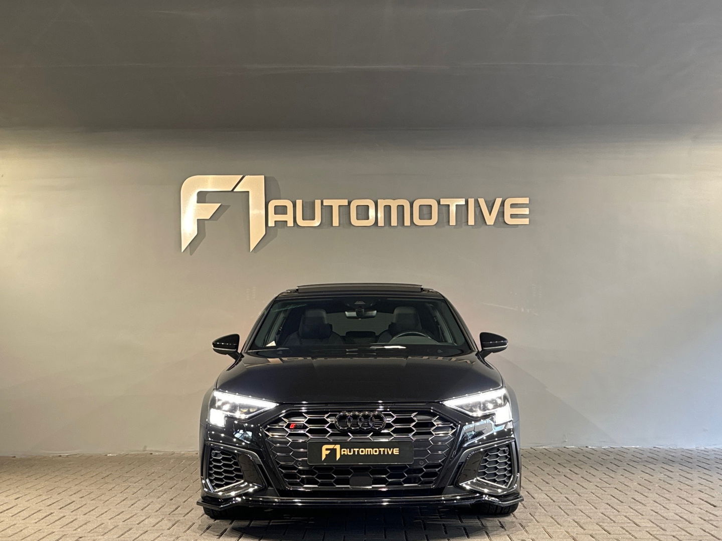Audi S3 Sportback 2.0 TFSI Quattro Pano|RS Seats|Akrapovic