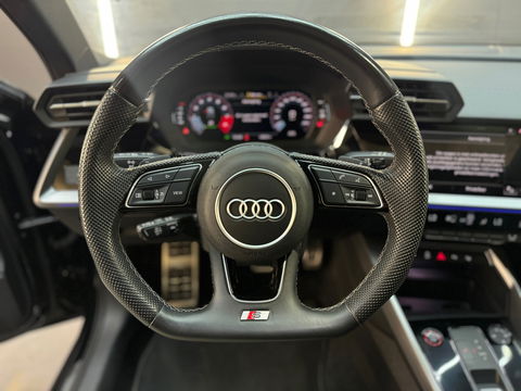 Audi S3 Sportback 2.0 TFSI Quattro Pano|RS Seats|Akrapovic