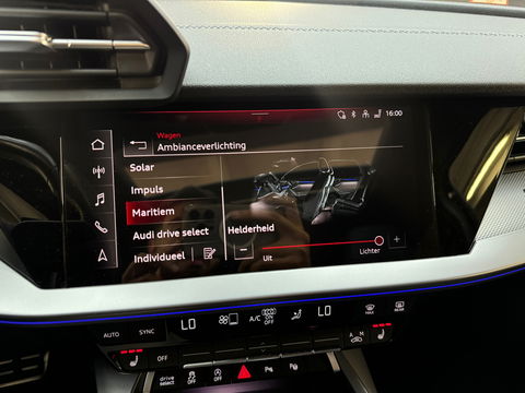 Audi S3 Sportback 2.0 TFSI Quattro Pano|RS Seats|Akrapovic