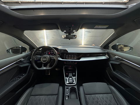 Audi S3 Sportback 2.0 TFSI Quattro Pano|RS Seats|Akrapovic