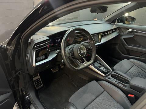 Audi S3 Sportback 2.0 TFSI Quattro Pano|RS Seats|Akrapovic