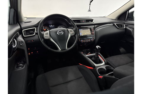Nissan QASHQAI 1.2 Premier Edition | Panoramadak | 360° Camera | LED | Cruise | Navigatie | Parkeersensoren | 18''LMV