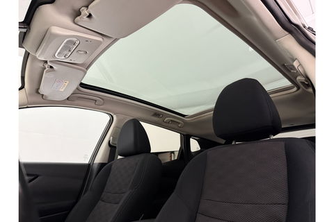 Nissan QASHQAI 1.2 Premier Edition | Panoramadak | 360° Camera | LED | Cruise | Navigatie | Parkeersensoren | 18''LMV