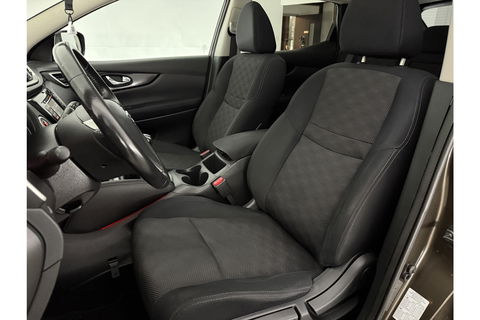 Nissan QASHQAI 1.2 Premier Edition | Panoramadak | 360° Camera | LED | Cruise | Navigatie | Parkeersensoren | 18''LMV