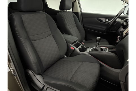 Nissan QASHQAI 1.2 Premier Edition | Panoramadak | 360° Camera | LED | Cruise | Navigatie | Parkeersensoren | 18''LMV