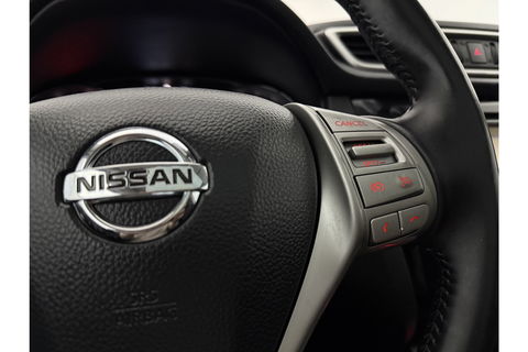 Nissan QASHQAI 1.2 Premier Edition | Panoramadak | 360° Camera | LED | Cruise | Navigatie | Parkeersensoren | 18''LMV