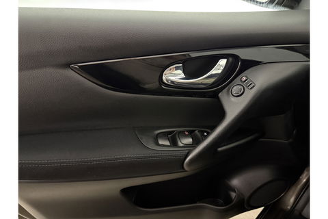 Nissan QASHQAI 1.2 Premier Edition | Panoramadak | 360° Camera | LED | Cruise | Navigatie | Parkeersensoren | 18''LMV