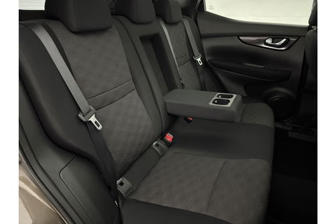 Nissan QASHQAI 1.2 Premier Edition | Panoramadak | 360° Camera | LED | Cruise | Navigatie | Parkeersensoren | 18''LMV