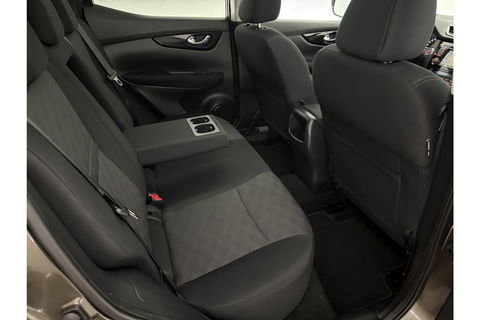 Nissan QASHQAI 1.2 Premier Edition | Panoramadak | 360° Camera | LED | Cruise | Navigatie | Parkeersensoren | 18''LMV