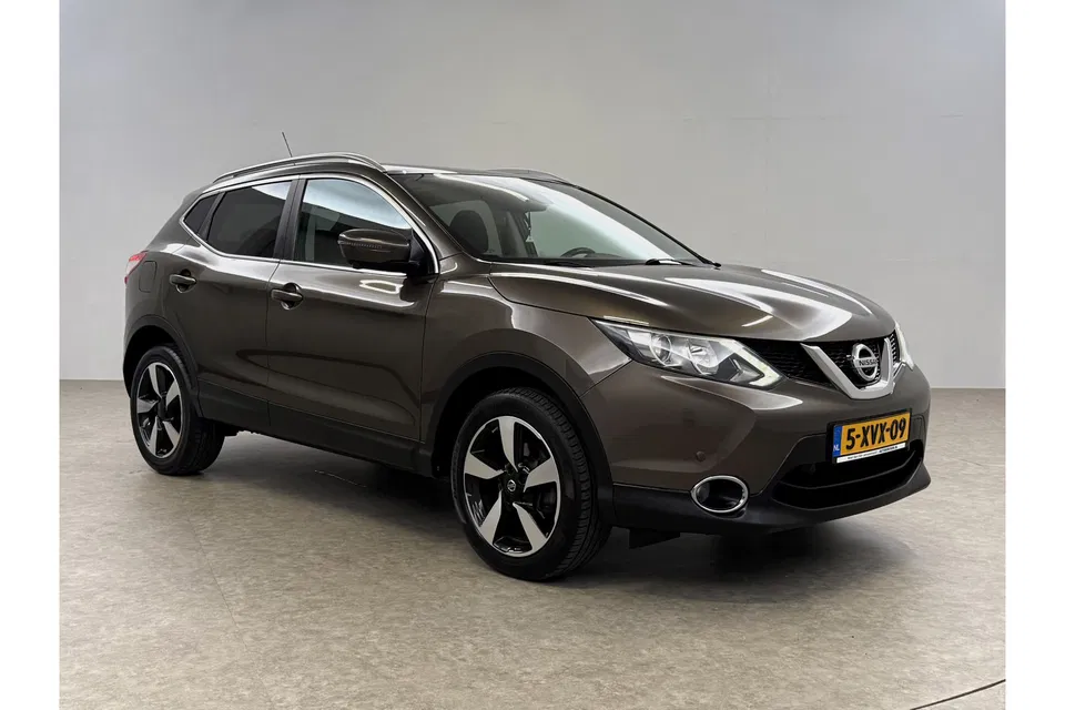 Nissan QASHQAI 1.2 Premier Edition | Panoramadak | 360° Camera | LED | Cruise | Navigatie | Parkeersensoren | 18''LMV