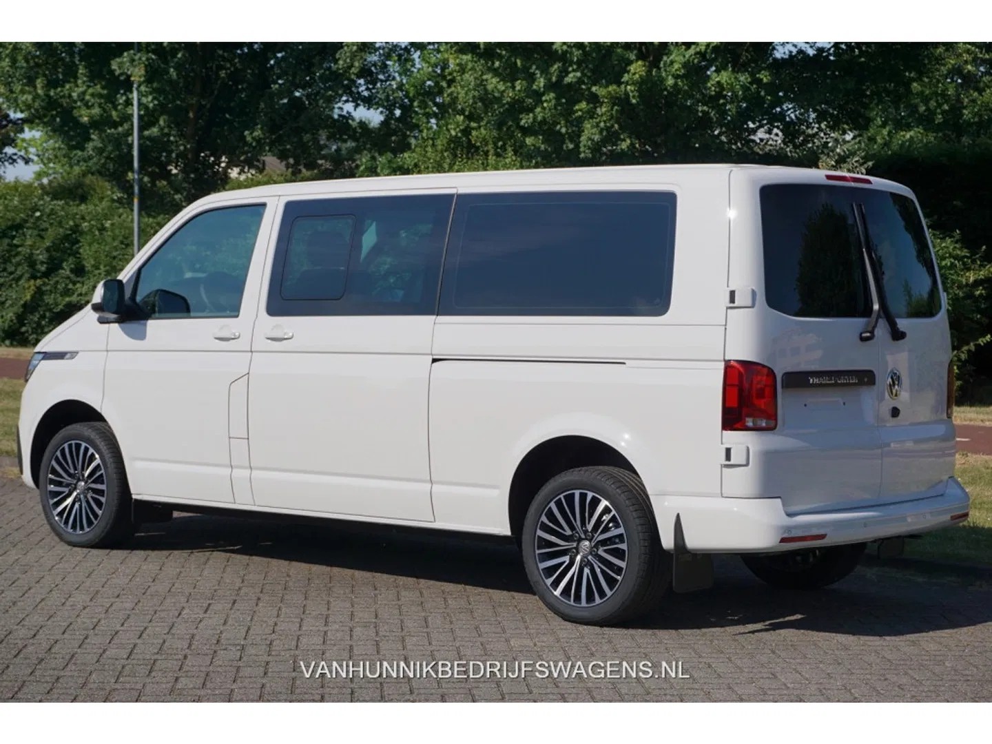 Volkswagen Transporter DC Highline 2.0TDI 204PK BPM VRIJ!! Navi, Camera, Cruise, LED, 18" LM!! NR. 554