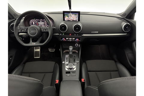 Audi A3 40 e-tron 225PK S-line | Panoramadak | LED | Virtual Cockpit | ACC | Carplay | 18"LMV
