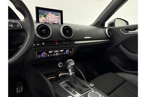 Audi A3 40 e-tron 225PK S-line | Panoramadak | LED | Virtual Cockpit | ACC | Carplay | 18"LMV