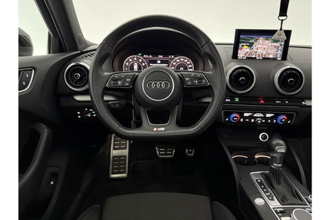 Audi A3 40 e-tron 225PK S-line | Panoramadak | LED | Virtual Cockpit | ACC | Carplay | 18"LMV