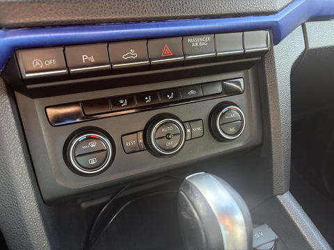 Volkswagen Amarok 3.0 TDI 4Motion DC Aventura XL | 300+ PK | DELTA 4X4 VELGEN | 5 PERSOONS |