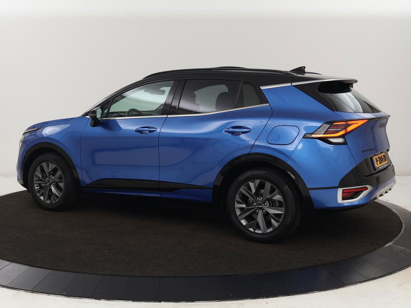 Kia Sportage 1.6 T-GDi Hybrid GT-PlusLine | Panoramadak | Trekhaak | Navigatie | 360 Camera | Stoelventilatie | Stoel & Stuurverwarming | Automaat | Memory | Harman/Kardon | Carplay | Leder | Adaptive cruise | Lane assist | LED | Climate controle