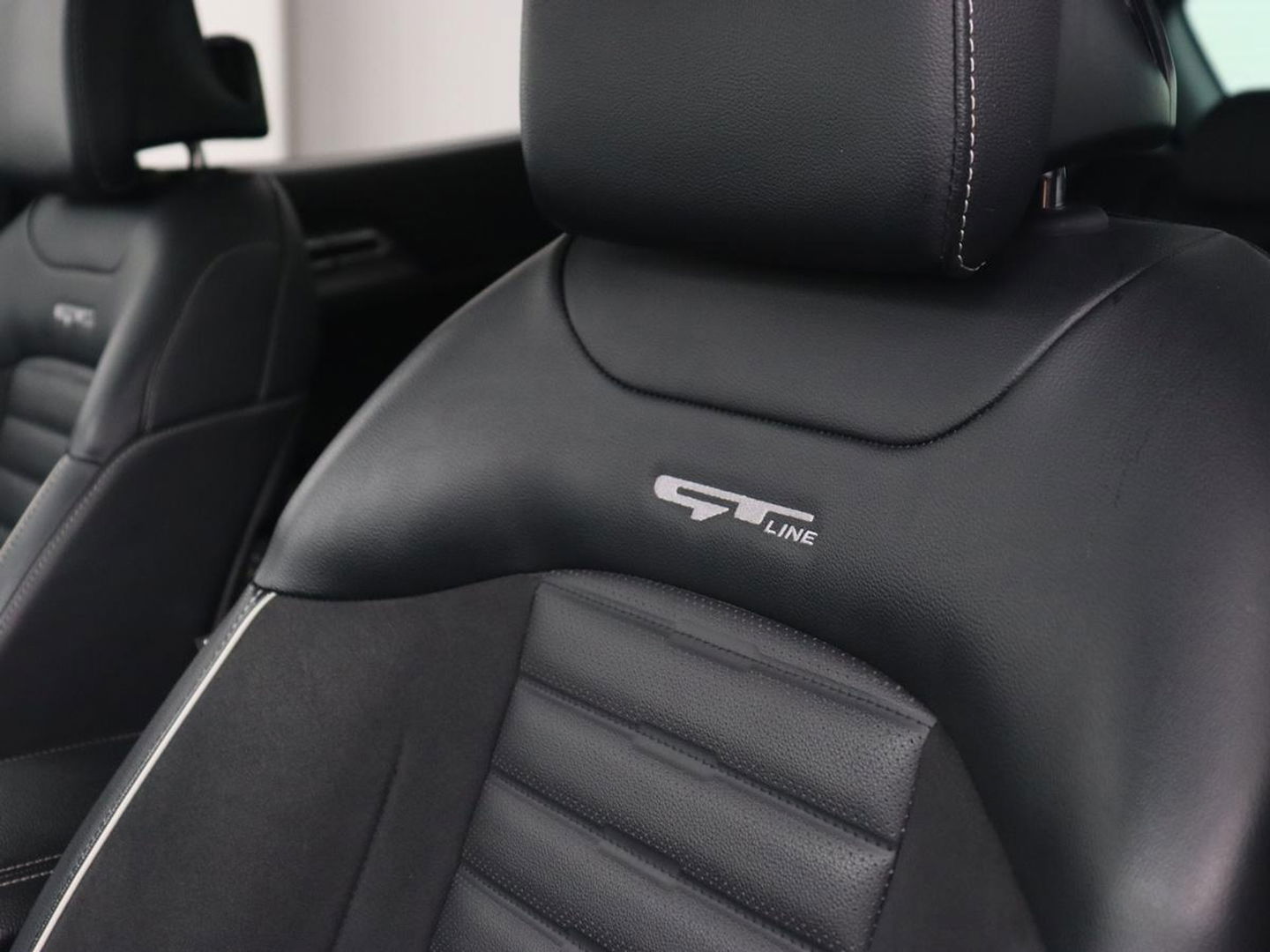 Kia Sportage 1.6 T-GDi Hybrid GT-PlusLine | Panoramadak | Trekhaak | Navigatie | 360 Camera | Stoelventilatie | Stoel & Stuurverwarming | Automaat | Memory | Harman/Kardon | Carplay | Leder | Adaptive cruise | Lane assist | LED | Climate controle
