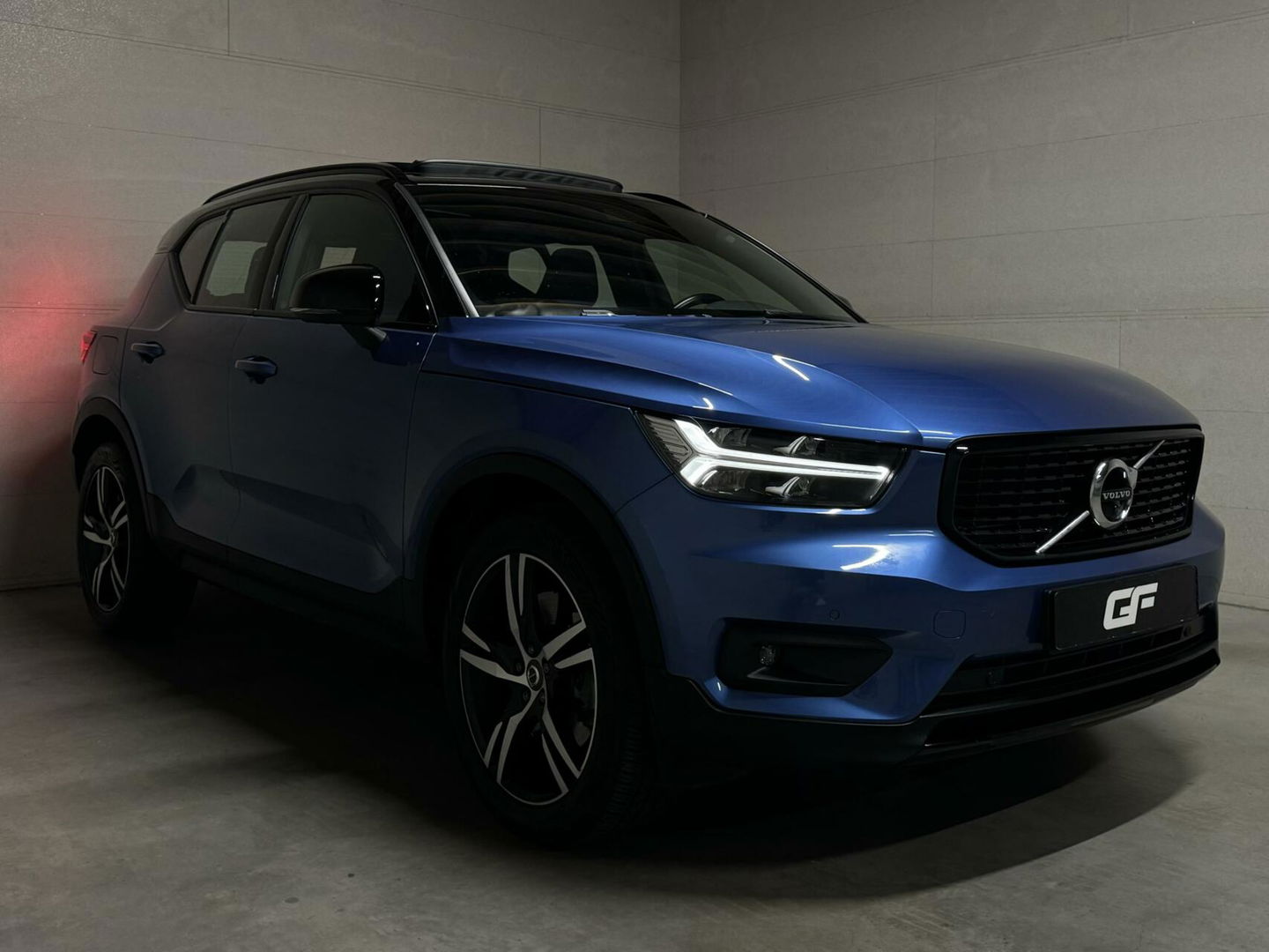 Volvo XC40 1.5 T5 Recharge R-Design Pano H/K Leer 360° Memory