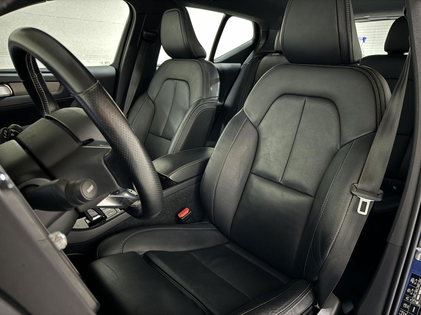 Volvo XC40 1.5 T5 Recharge R-Design Pano H/K Leer 360° Memory