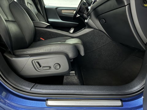 Volvo XC40 1.5 T5 Recharge R-Design Pano H/K Leer 360° Memory
