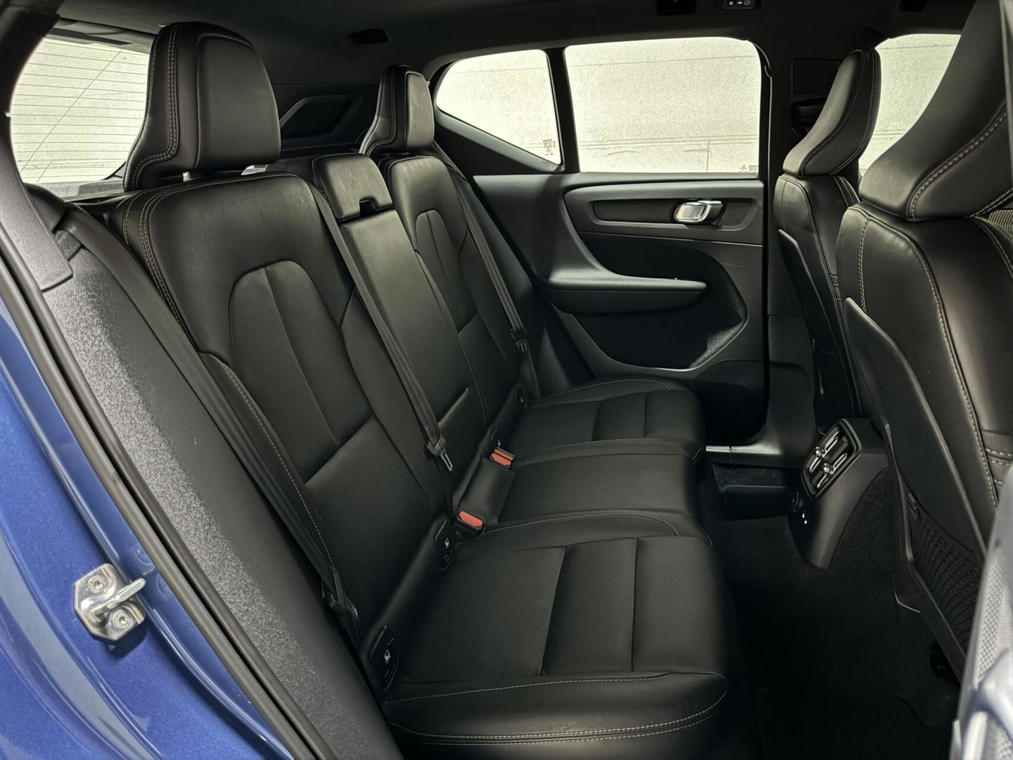 Volvo XC40 1.5 T5 Recharge R-Design Pano H/K Leer 360° Memory