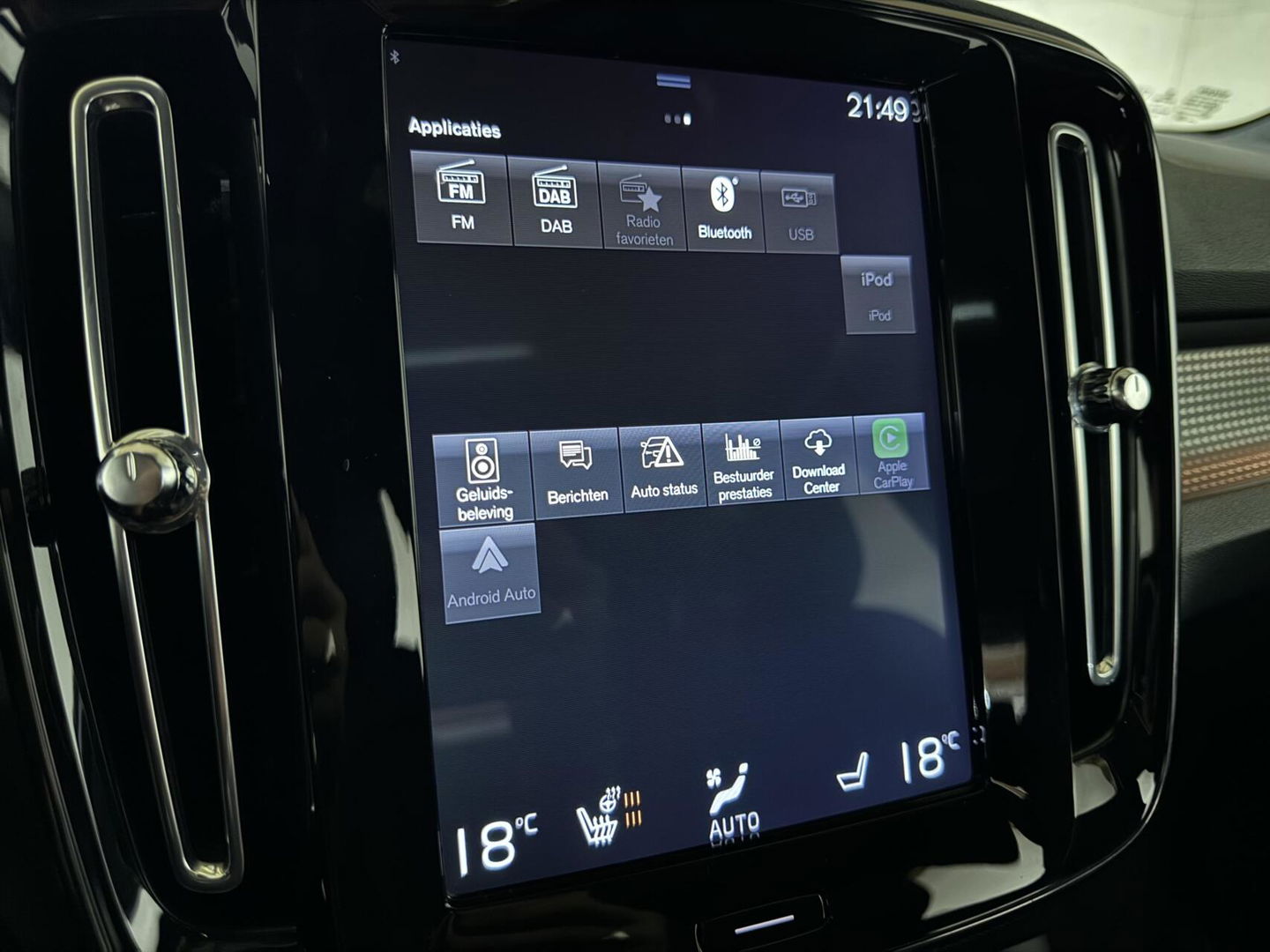 Volvo XC40 1.5 T5 Recharge R-Design Pano H/K Leer 360° Memory