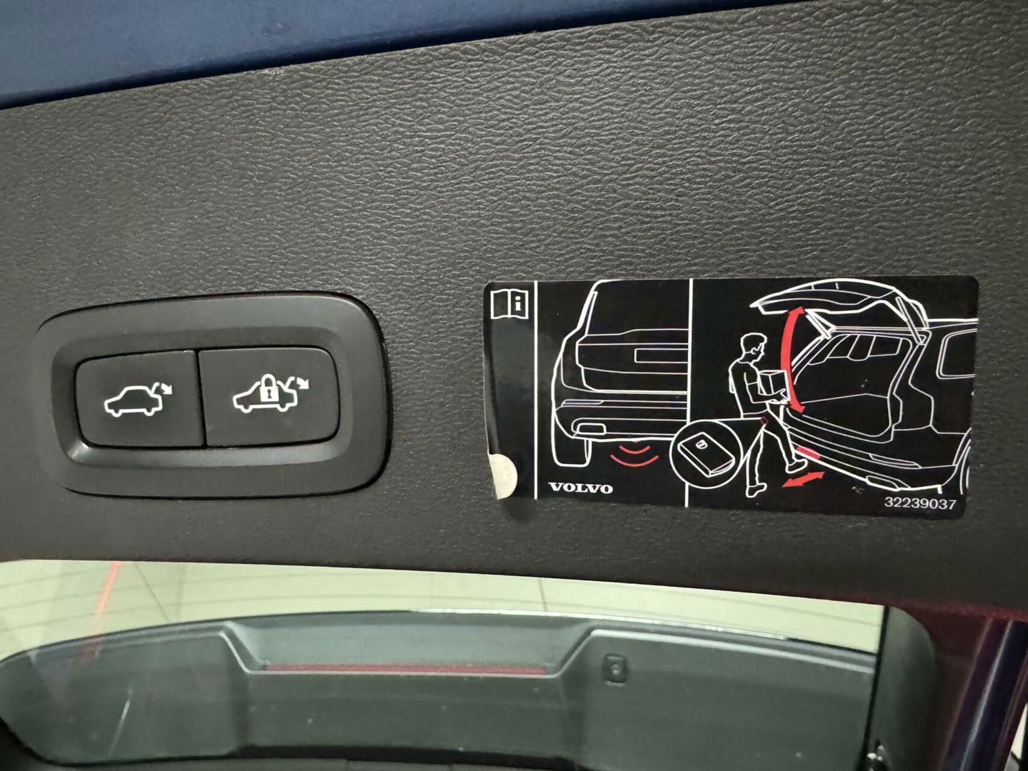 Volvo XC40 1.5 T5 Recharge R-Design Pano H/K Leer 360° Memory