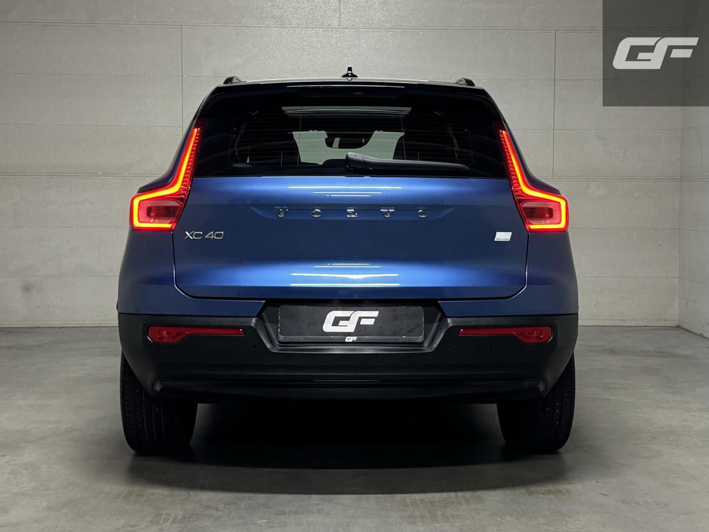 Volvo XC40 1.5 T5 Recharge R-Design Pano H/K Leer 360° Memory