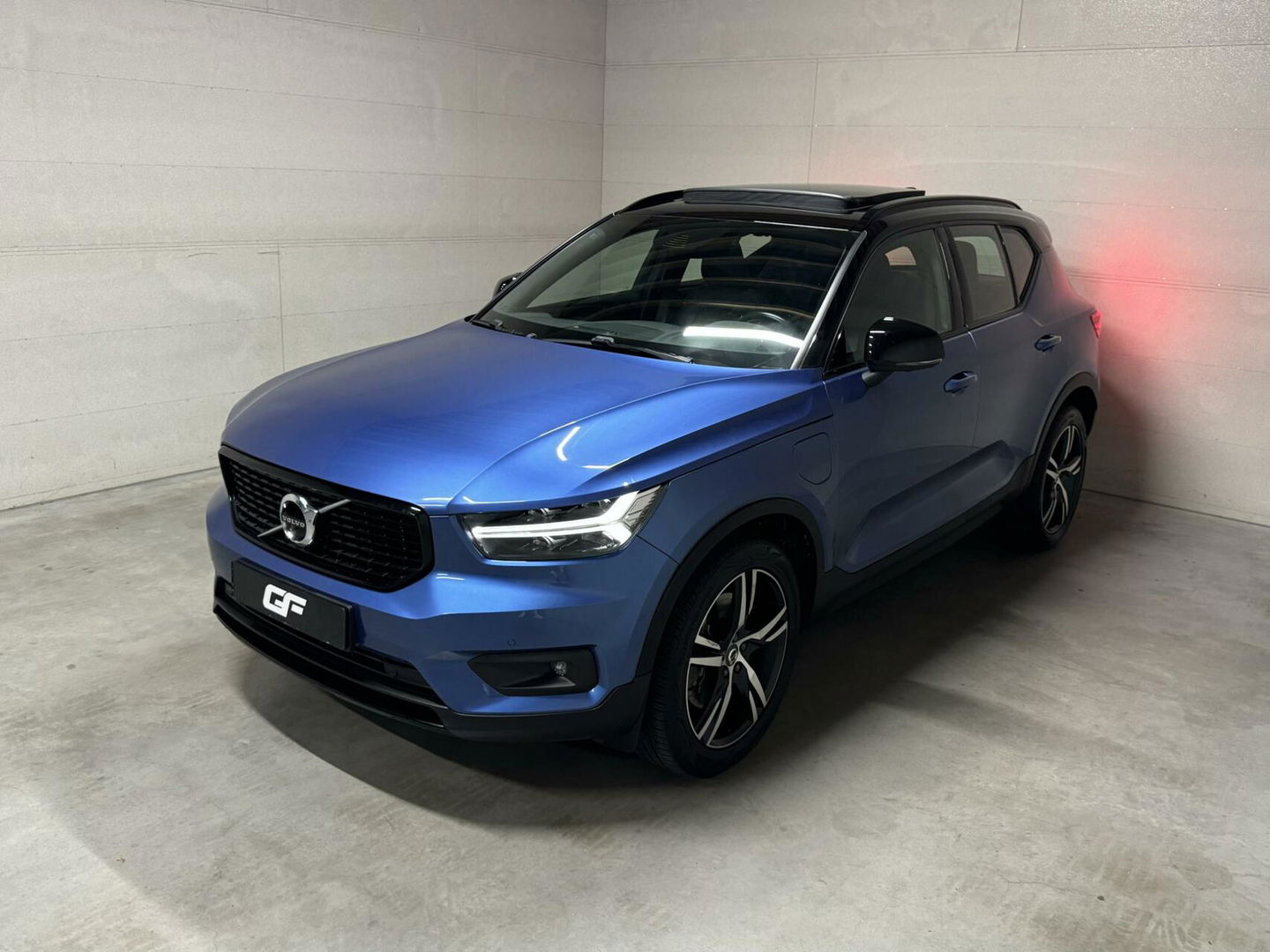 Volvo XC40 1.5 T5 Recharge R-Design Pano H/K Leer 360° Memory