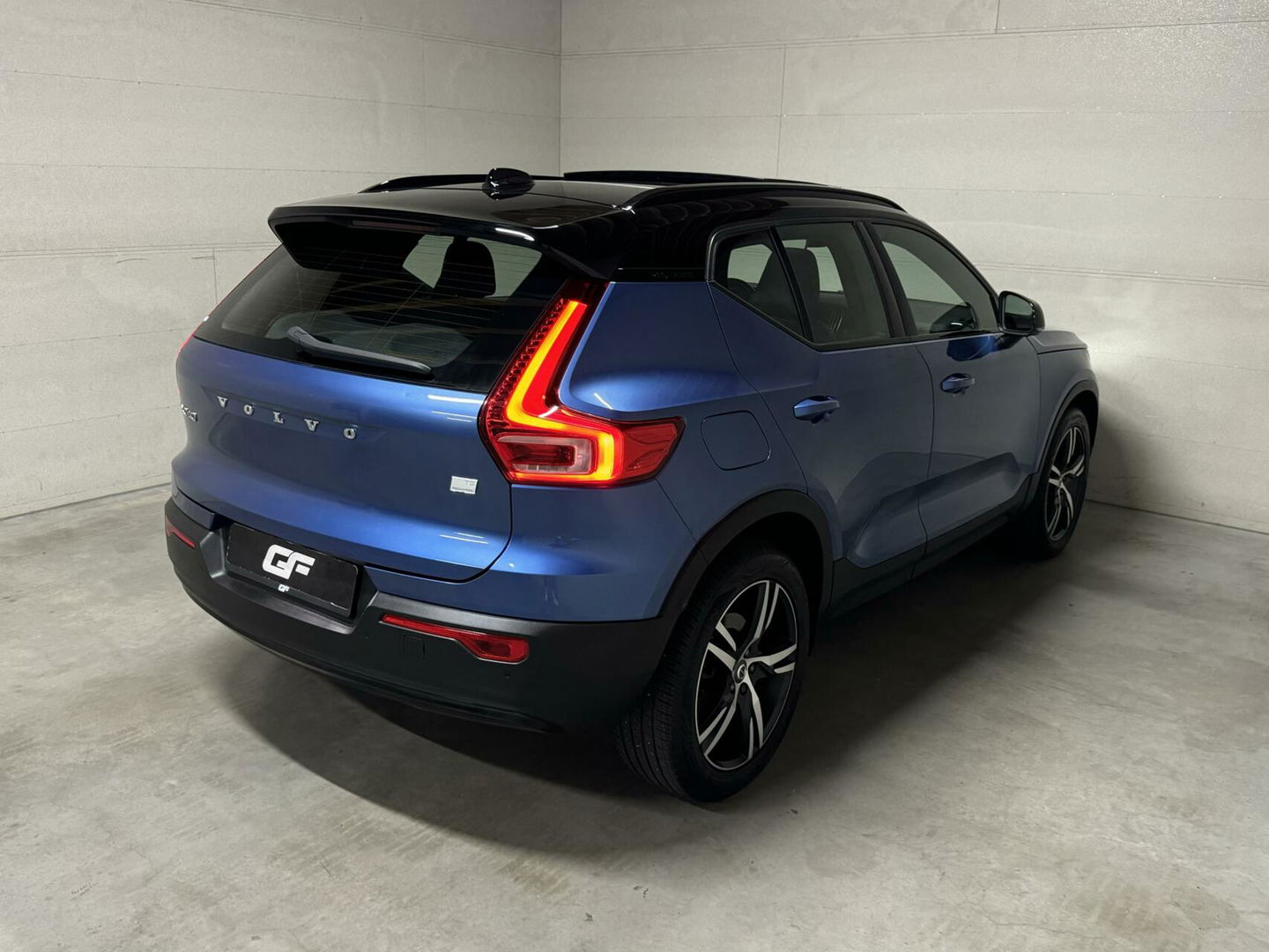 Volvo XC40 1.5 T5 Recharge R-Design Pano H/K Leer 360° Memory