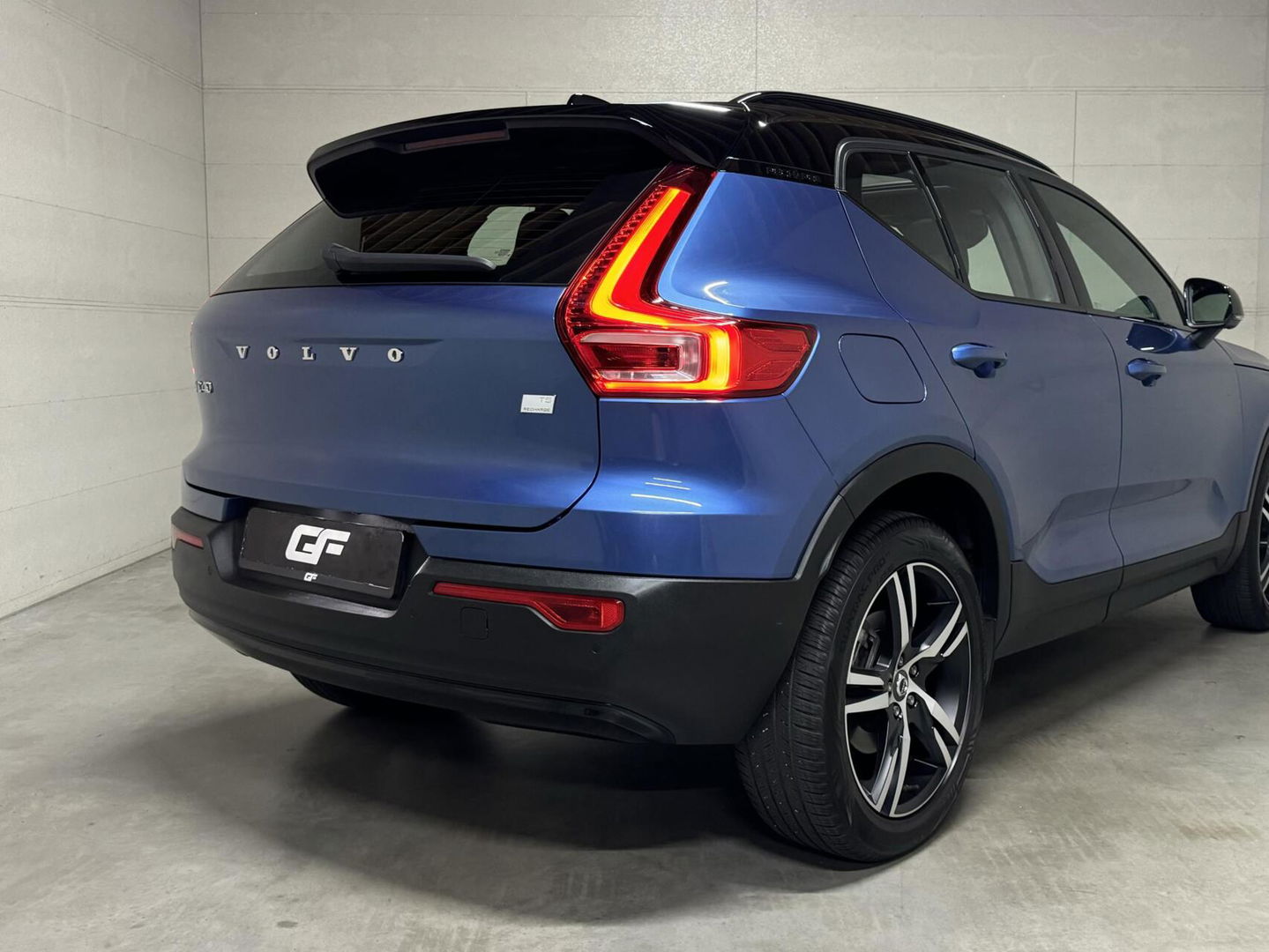 Volvo XC40 1.5 T5 Recharge R-Design Pano H/K Leer 360° Memory