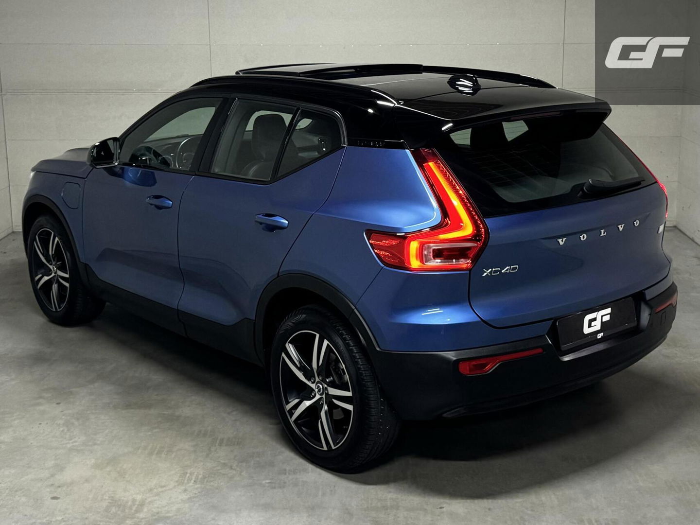 Volvo XC40 1.5 T5 Recharge R-Design Pano H/K Leer 360° Memory