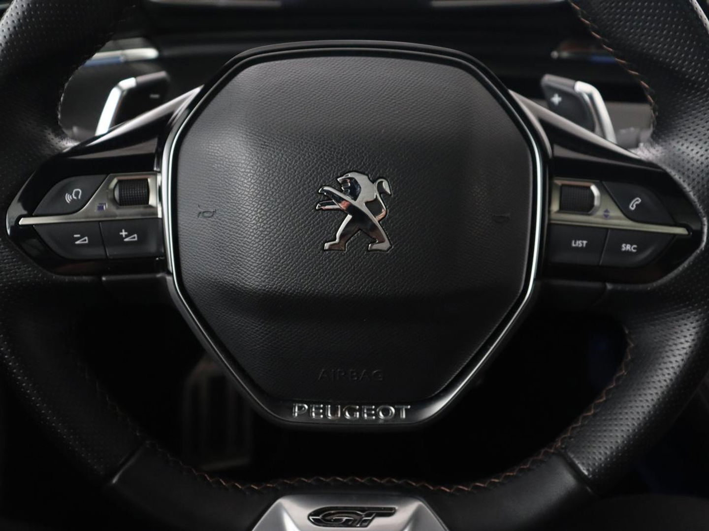 Peugeot 508 1.6 PureTech Blue Lease GT | Panoramadak | Trekhaak | Automaat | 360 Camera | Navigatie | Adaptive Cruise | PHEV | Lane assist | Stoelverwarming | Carplay | Focal audio | Leder| Pilot assist | LED | Getint glas