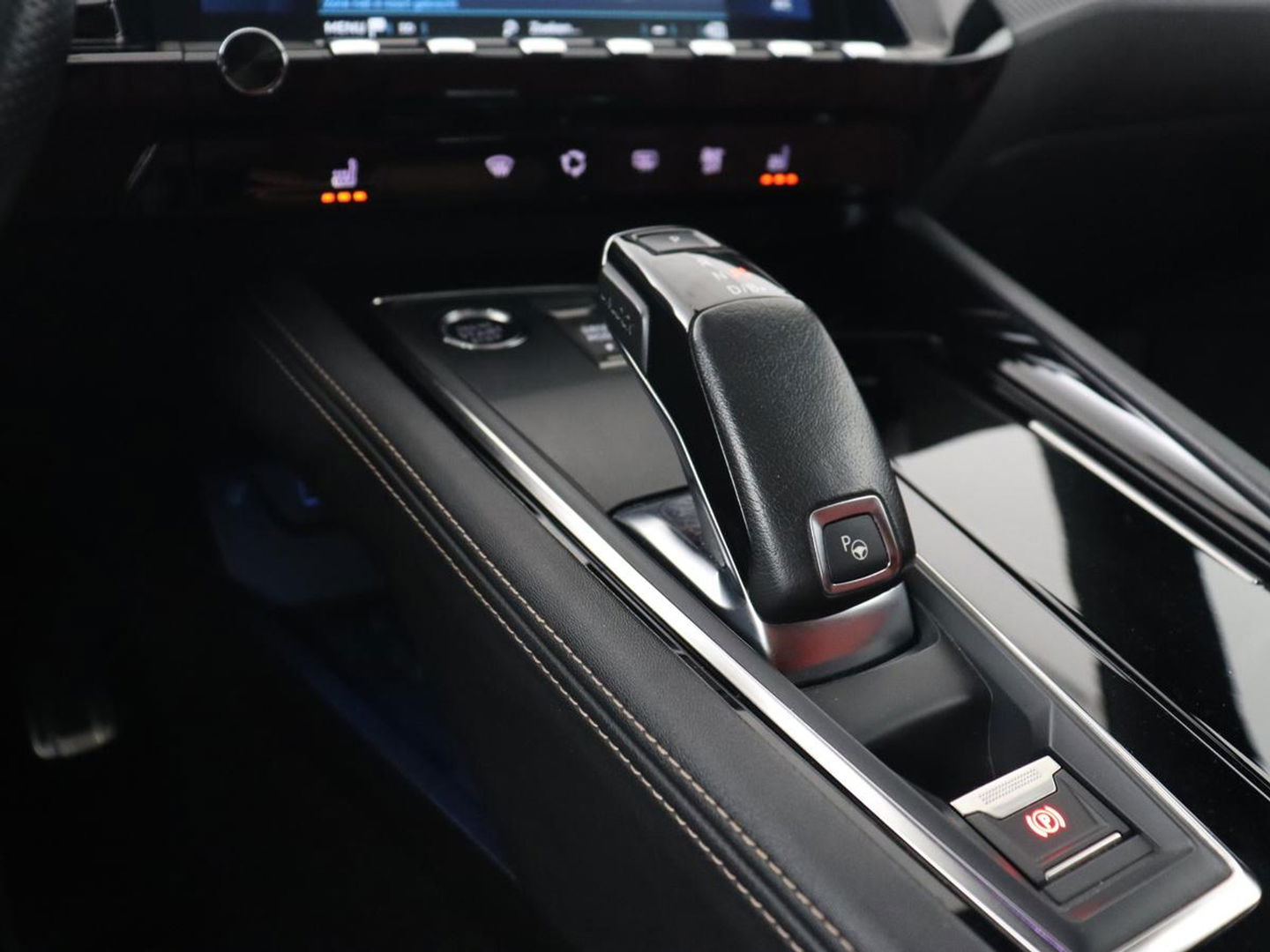 Peugeot 508 1.6 PureTech Blue Lease GT | Panoramadak | Trekhaak | Automaat | 360 Camera | Navigatie | Adaptive Cruise | PHEV | Lane assist | Stoelverwarming | Carplay | Focal audio | Leder| Pilot assist | LED | Getint glas