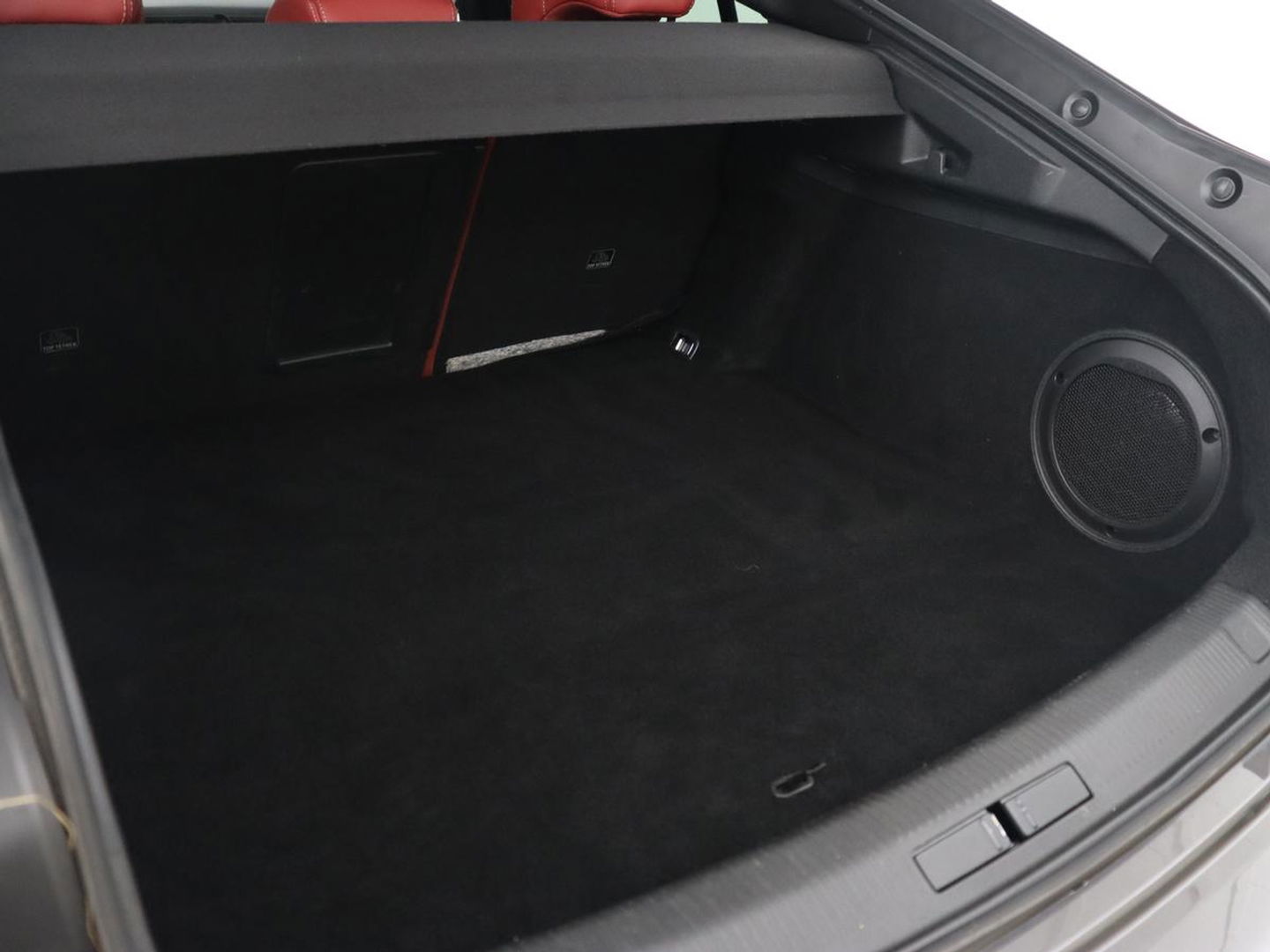 Peugeot 508 1.6 PureTech Blue Lease GT | Panoramadak | Trekhaak | Automaat | 360 Camera | Navigatie | Adaptive Cruise | PHEV | Lane assist | Stoelverwarming | Carplay | Focal audio | Leder| Pilot assist | LED | Getint glas