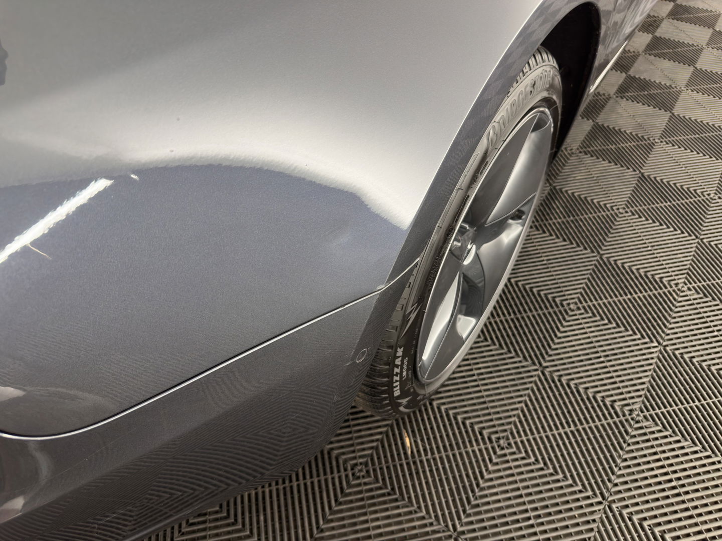 Tesla Model 3 Standard RWD Plus 60 kWh [ 3-Fase ] {SOH-88%} (INCL-BTW) Aut. *PANO | AUTO-PILOT | LUXURY-LEATHER | KEYLESS | FULL-LED | MEMORY-PACK | SURROUND-VIEW | DAB | CARPLAY | DIGI-COCKPIT | LANE-ASSIST | COMFORT-SEATS | 18"ALU*