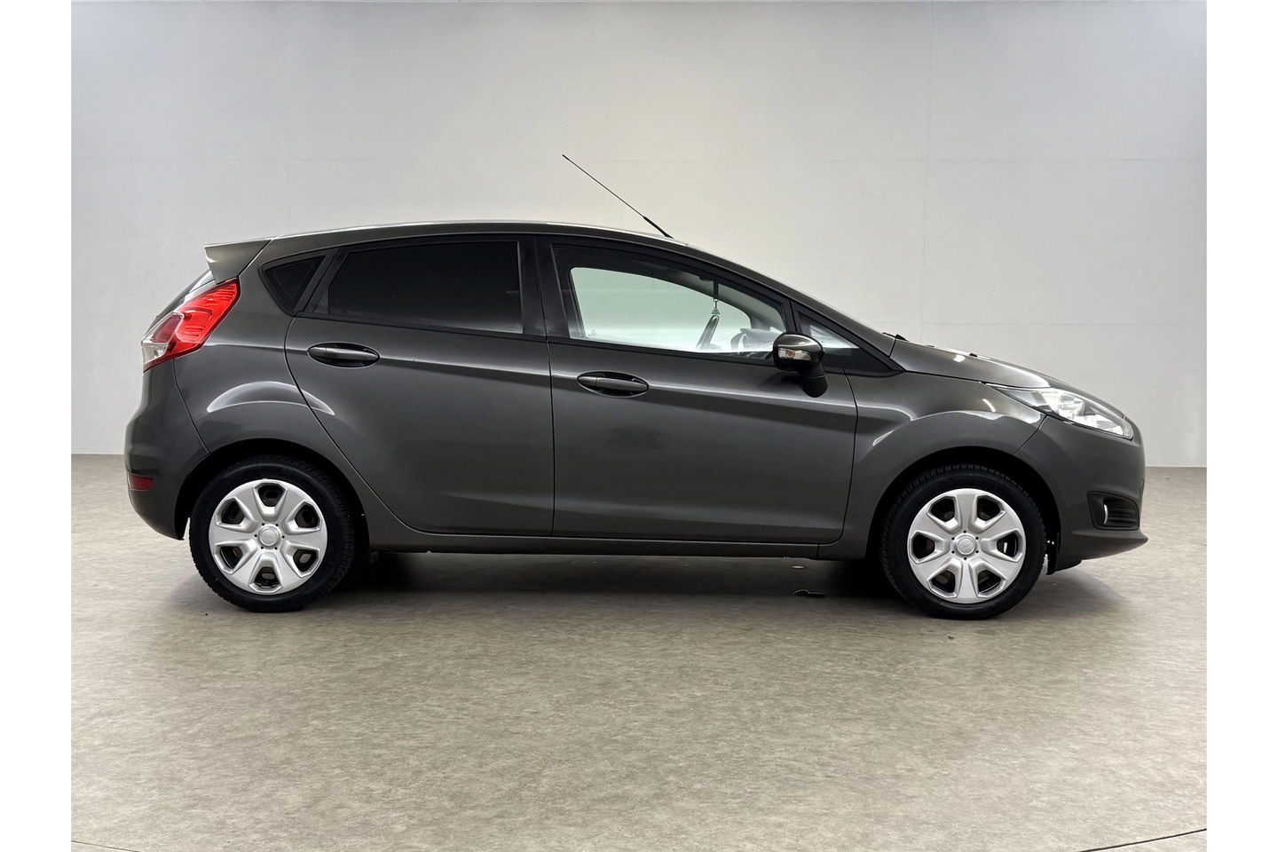 Ford Fiesta 1.0 Style | LED | Airco | Elektrpakket | Stoelverwarming