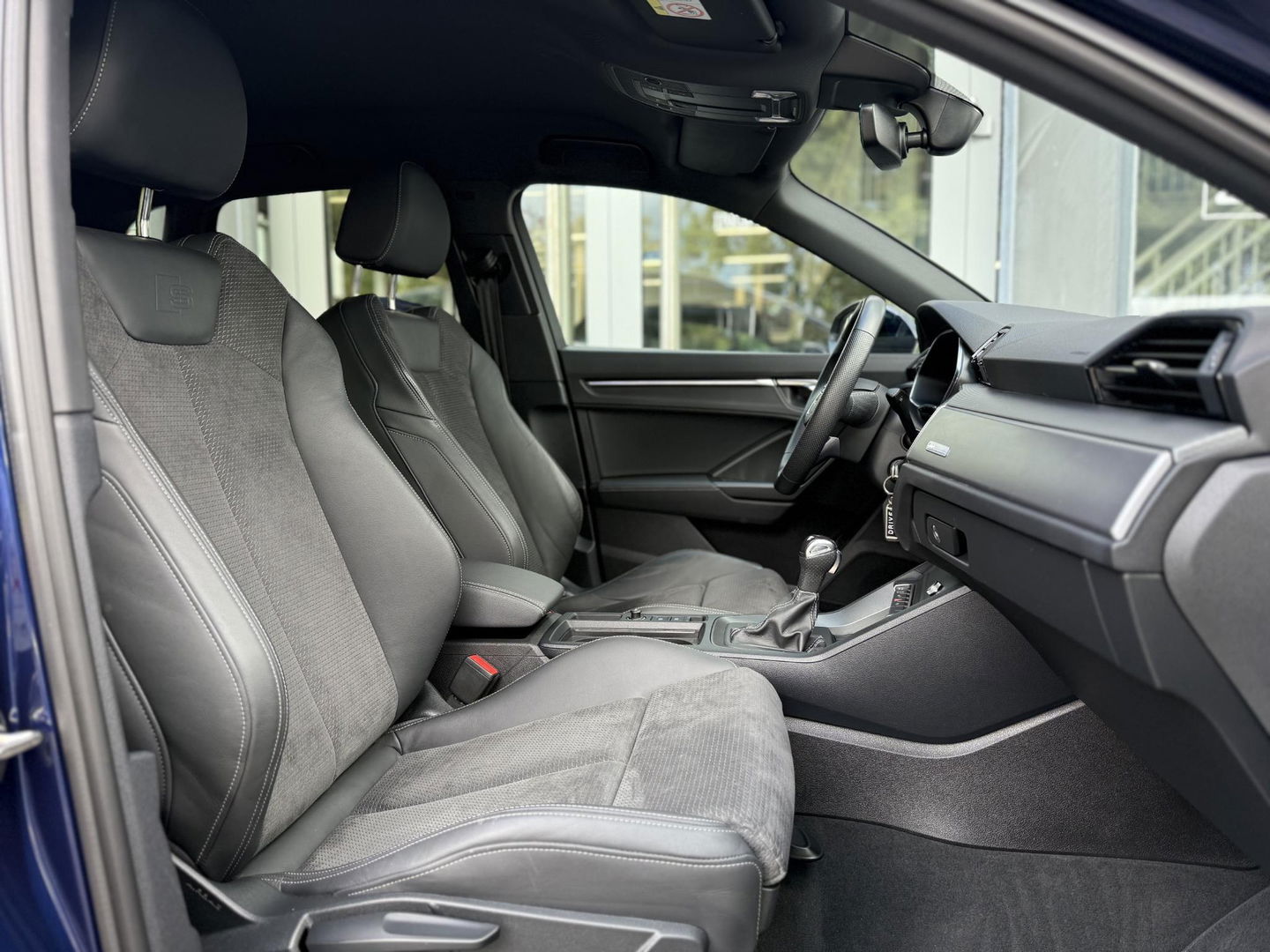 Audi Q3 45 TFSI e S edition 2 X S-Line|ACC|Sfeer|Matrix Led|Stoelverwarming|Cam