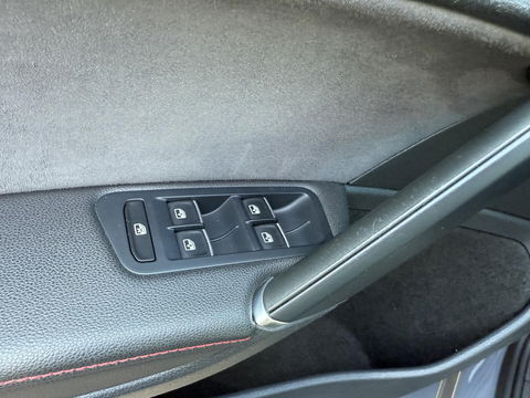 Volkswagen Golf 2.0 TSI GTI TCR Pano l Keyless l Oettinger 360PK