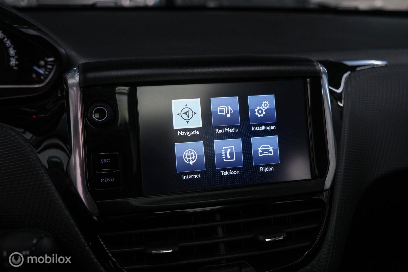 Peugeot 2008 1.2 PureTech Blue Lion | Panorama | Navigatie | Dealer onderhouden | PDC | Cruise | NL auto NAP |
