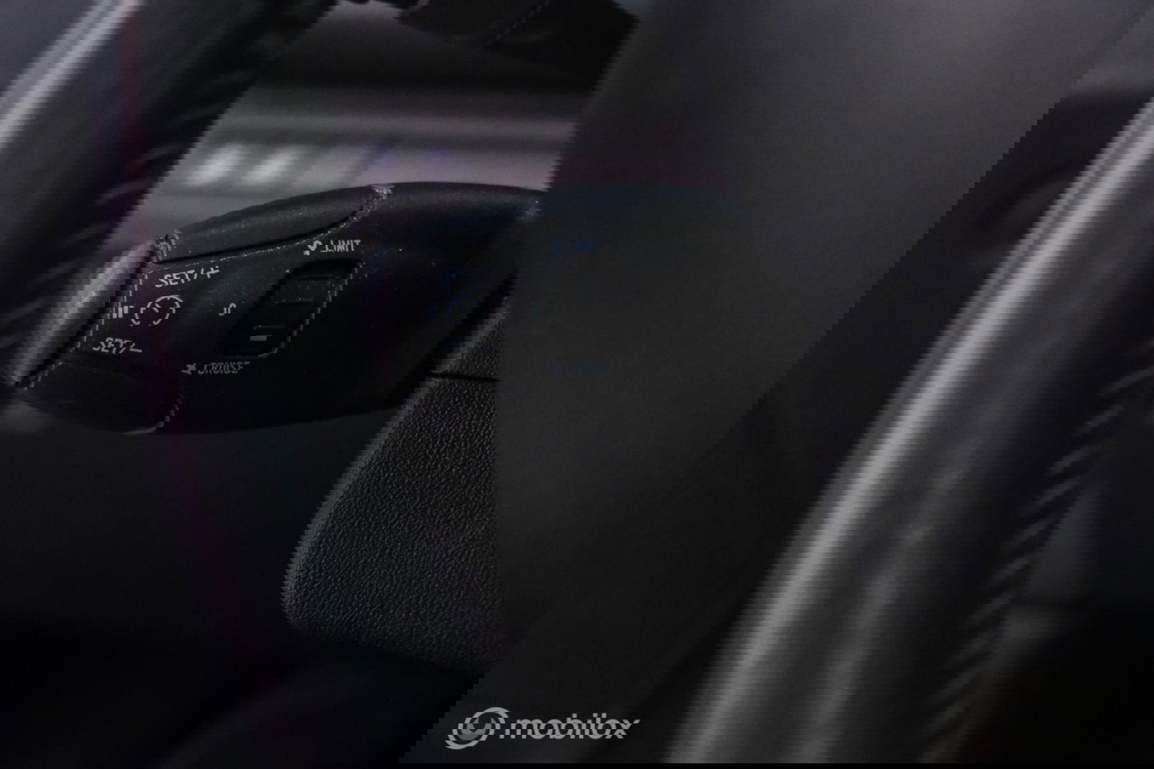 Peugeot 2008 1.2 PureTech Blue Lion | Panorama | Navigatie | Dealer onderhouden | PDC | Cruise | NL auto NAP |