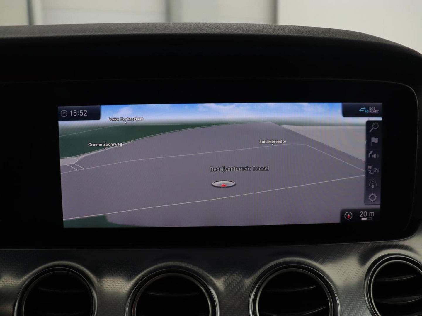 Mercedes-Benz E-Klasse 300e Avantgarde | Adaptive cruise | Leder | Stoelverwarming | Widescreen | Carplay | Sfeerverlichting | Navigatie | Camera | Park Assist | PHEV | Plug In