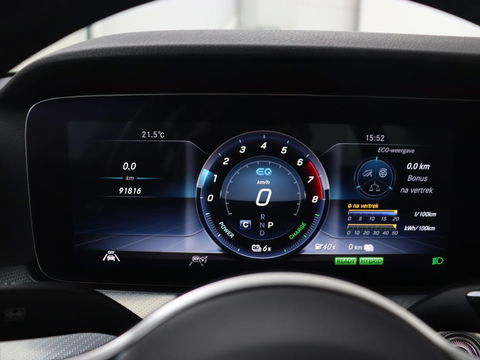 Mercedes-Benz E-Klasse 300e Avantgarde | Adaptive cruise | Leder | Stoelverwarming | Widescreen | Carplay | Sfeerverlichting | Navigatie | Camera | Park Assist | PHEV | Plug In